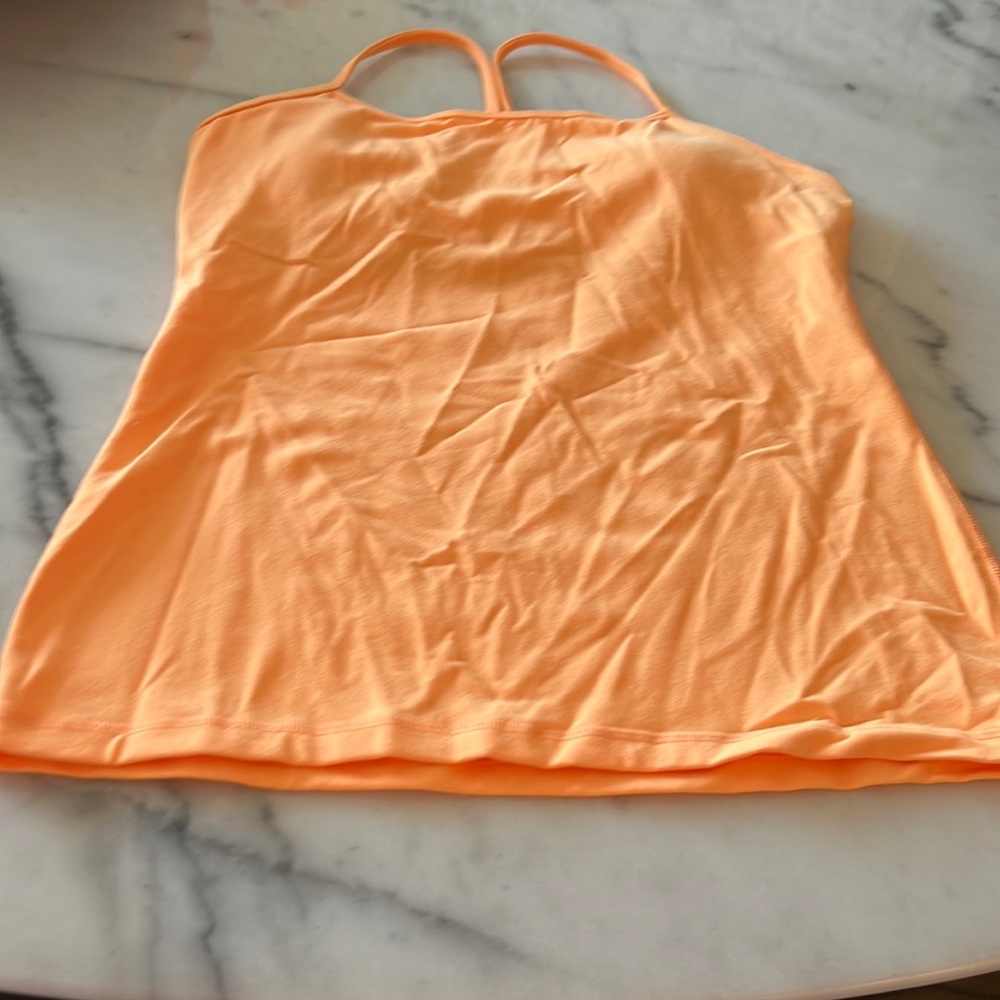 New Lululemon tank with support bra size 10
